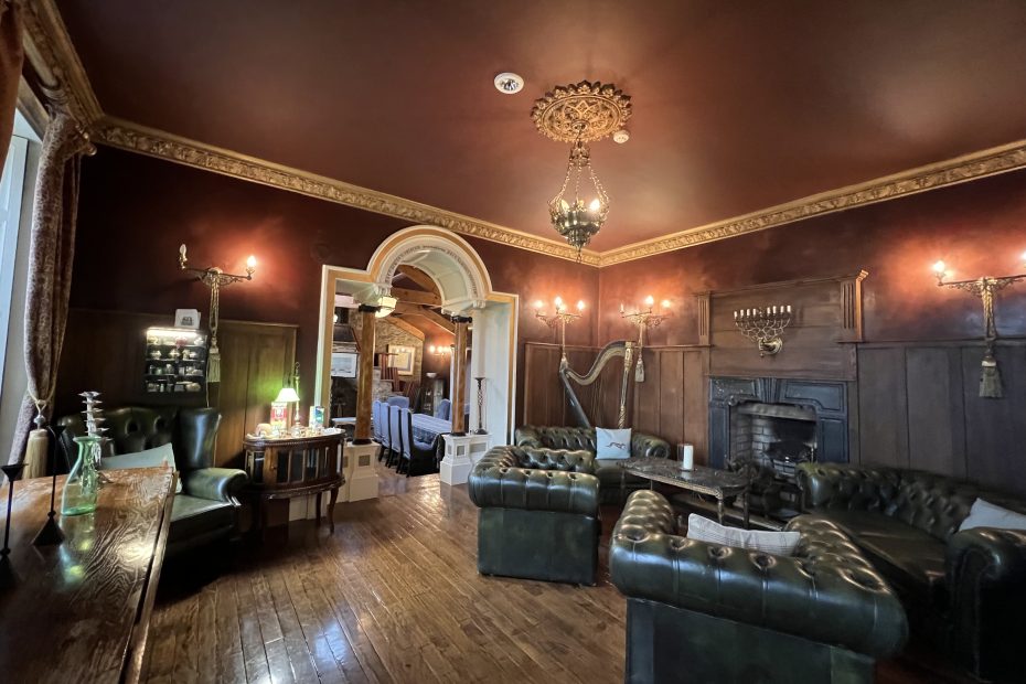 ballinacurra-house-livingroom